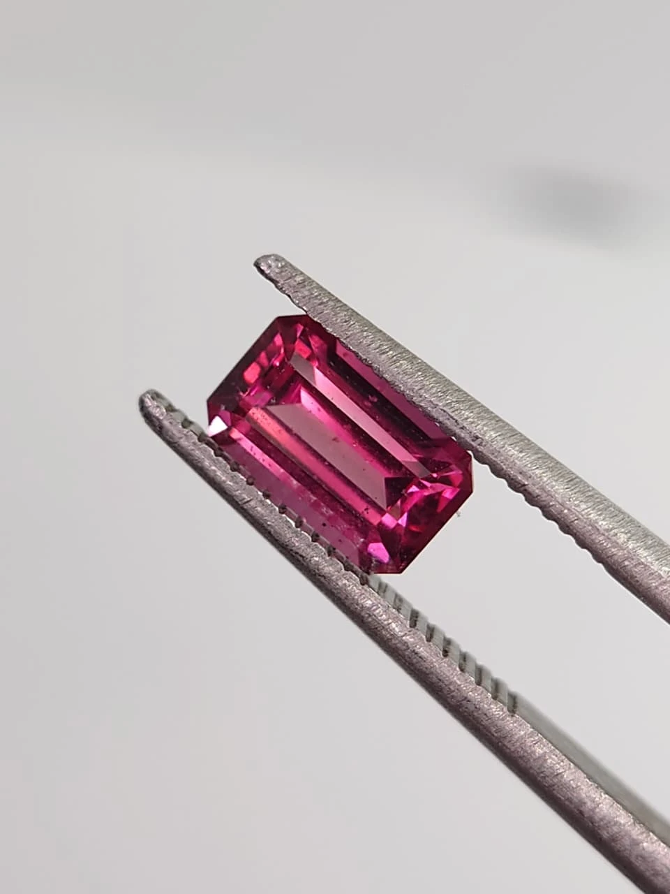 1ct Natural Umbalite Garnet from Tanzania — view 2